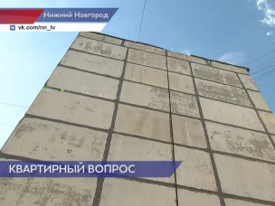 Домоуправляющая компания завершила ремонт рустов жилого здания по улице Тропинина, 55 в Нижнем Новгороде